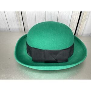 Vintage Cloche Hat Kelly Green Black Bow Doeskin Wool Felt Made USA